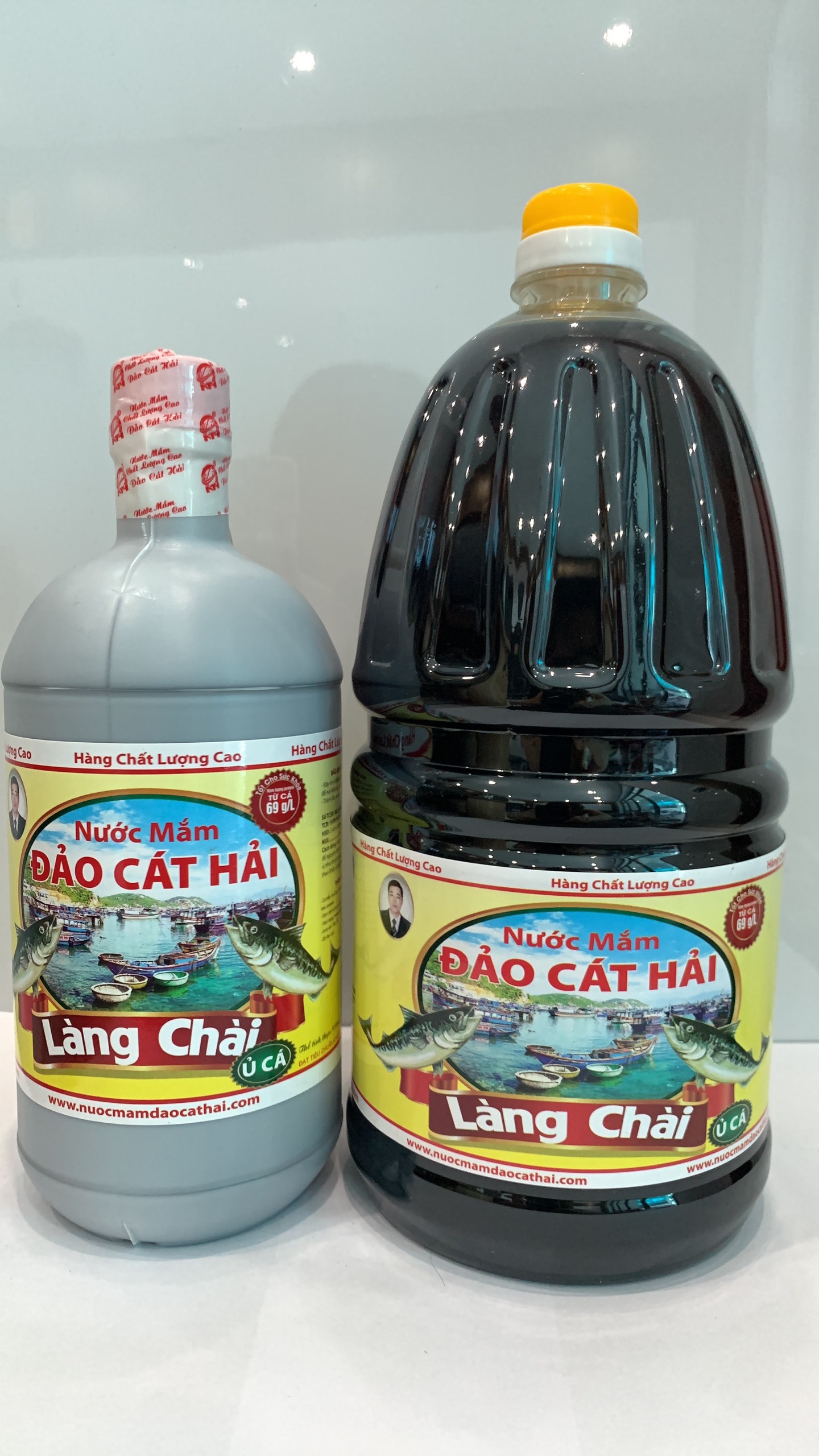 Nước mắm Làng Chài Ủ Cá dung tích 1L