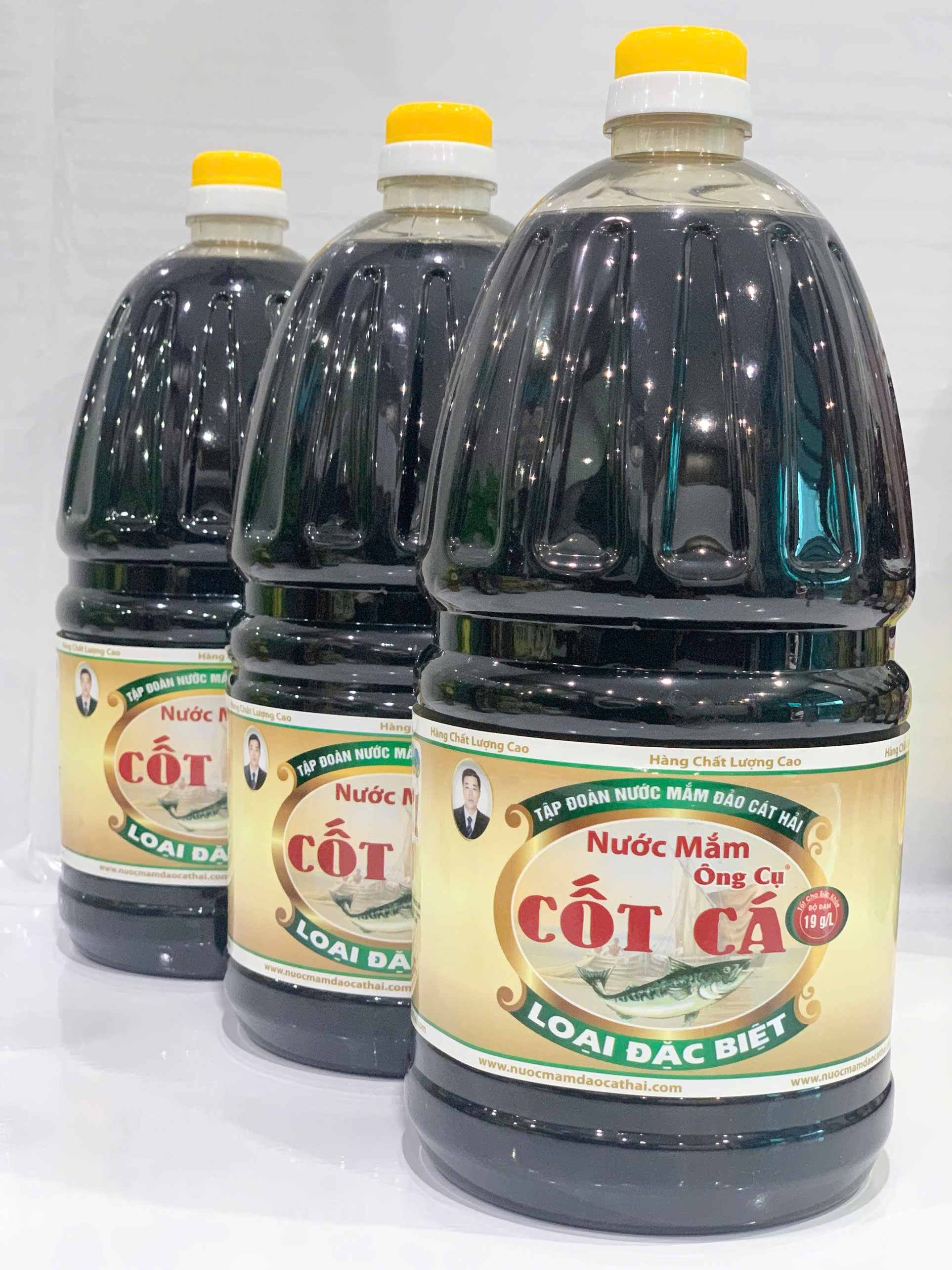Nước mắm Ông Cụ Cốt Cá 2L