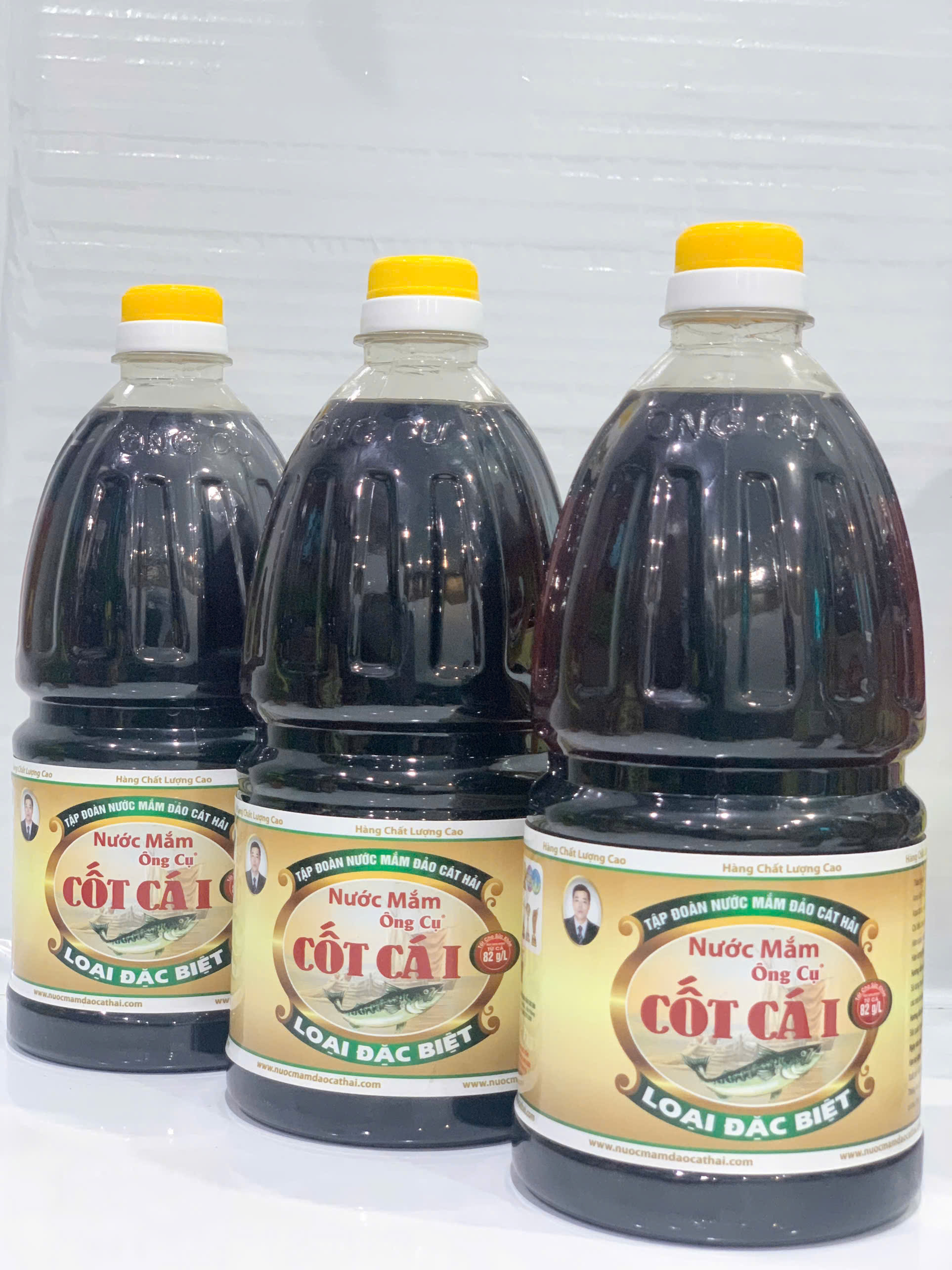 NƯỚC MẮM ÔNG CỤ CỐT CÁ - DUNG TÍCH 1L