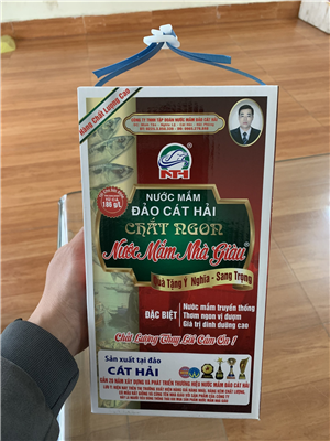 Nước mắm chắt ngon nhà giàu - Hộp 4 chai 500ml