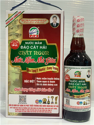 Nước mắm chắt ngon nhà giàu - Hộp 4 chai 500ml